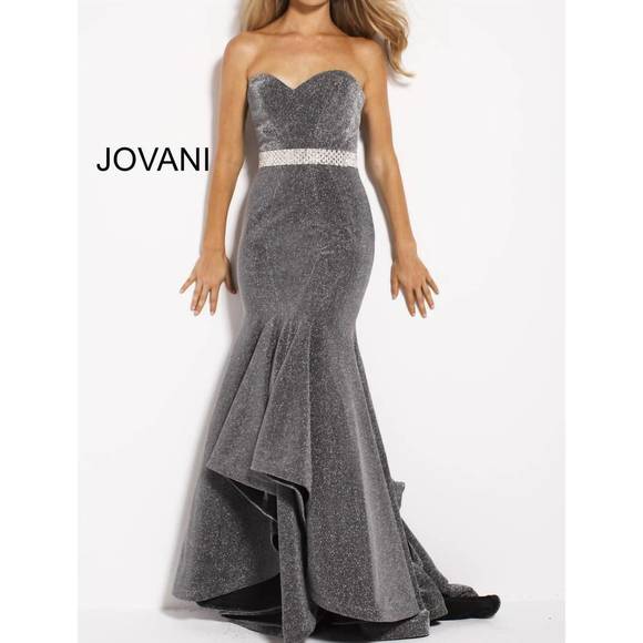 NEW JOVANI women's formal dress in grey